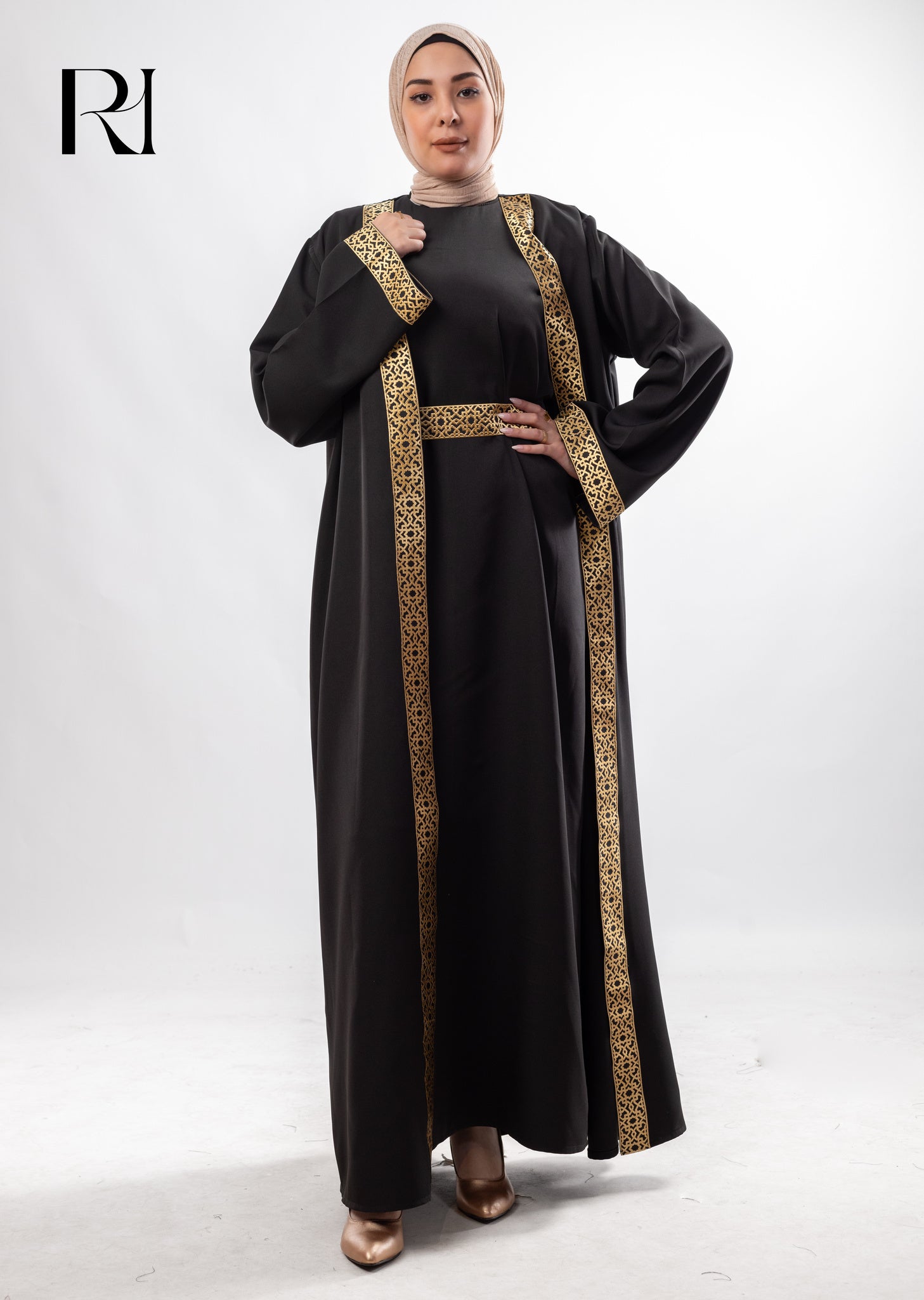 Amira Heritage Soft Crepe Abaya Set – Black