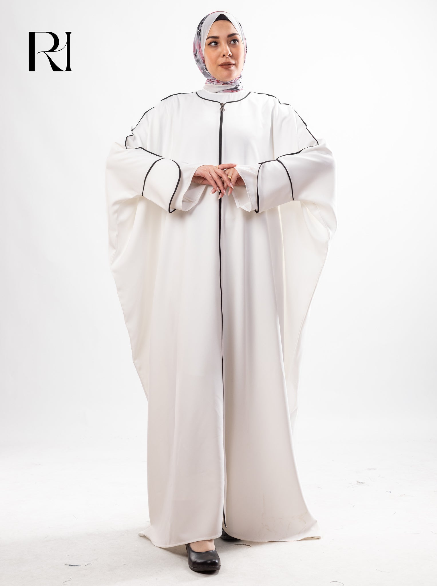 Layal Noir Soft Crepe Abaya - Off White