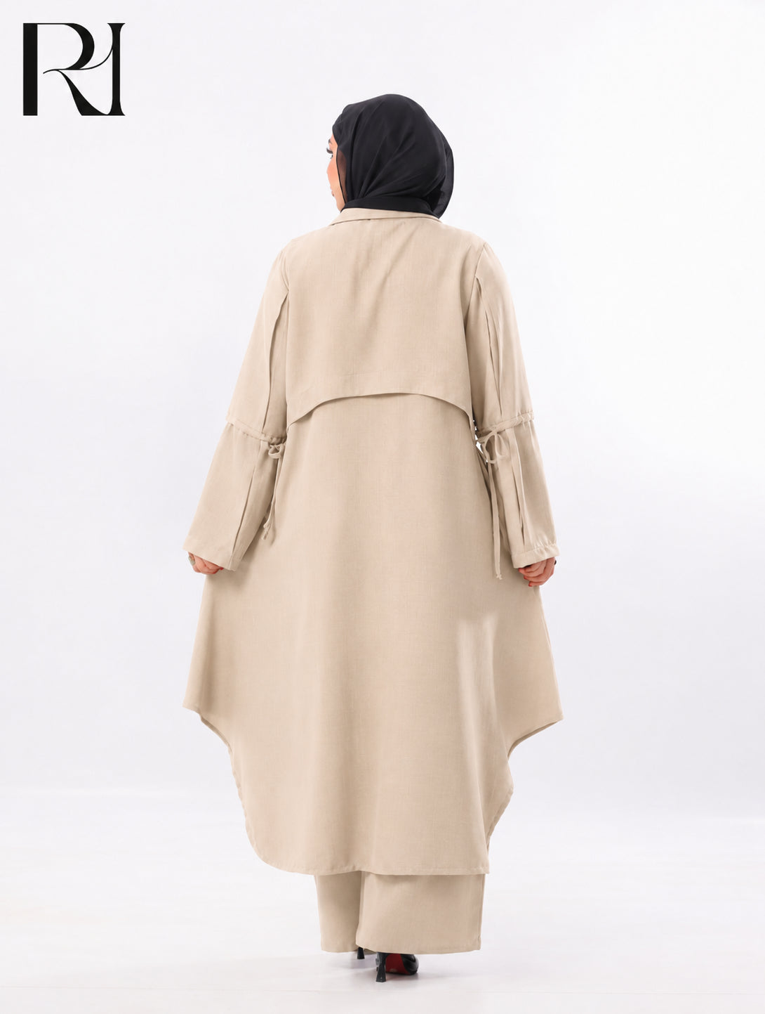 Reem Tailored Linen-Blend Two Piece Set – Beige