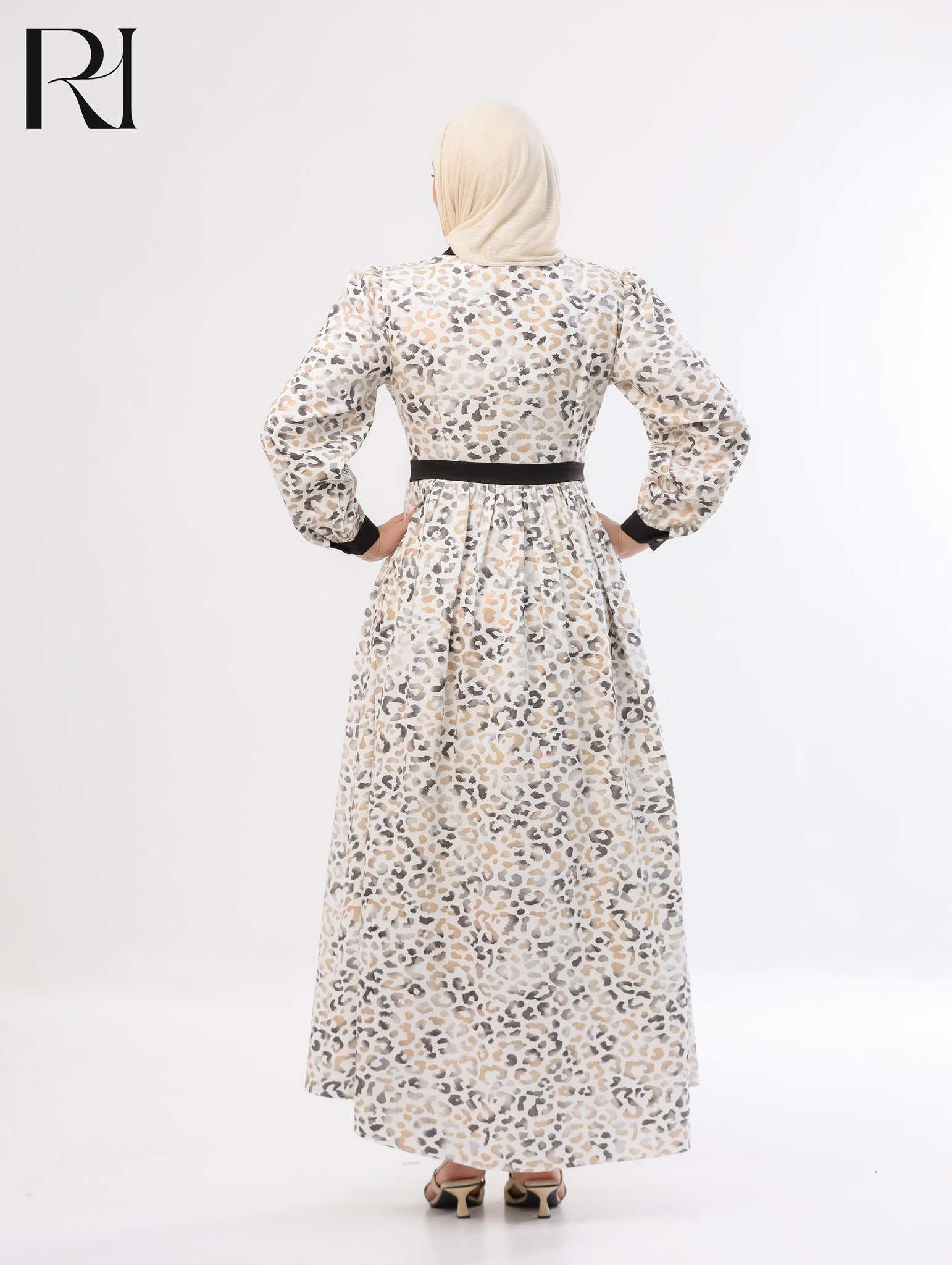 Nisreen Leopard Soft Crepe Maxi Dress – Ivory