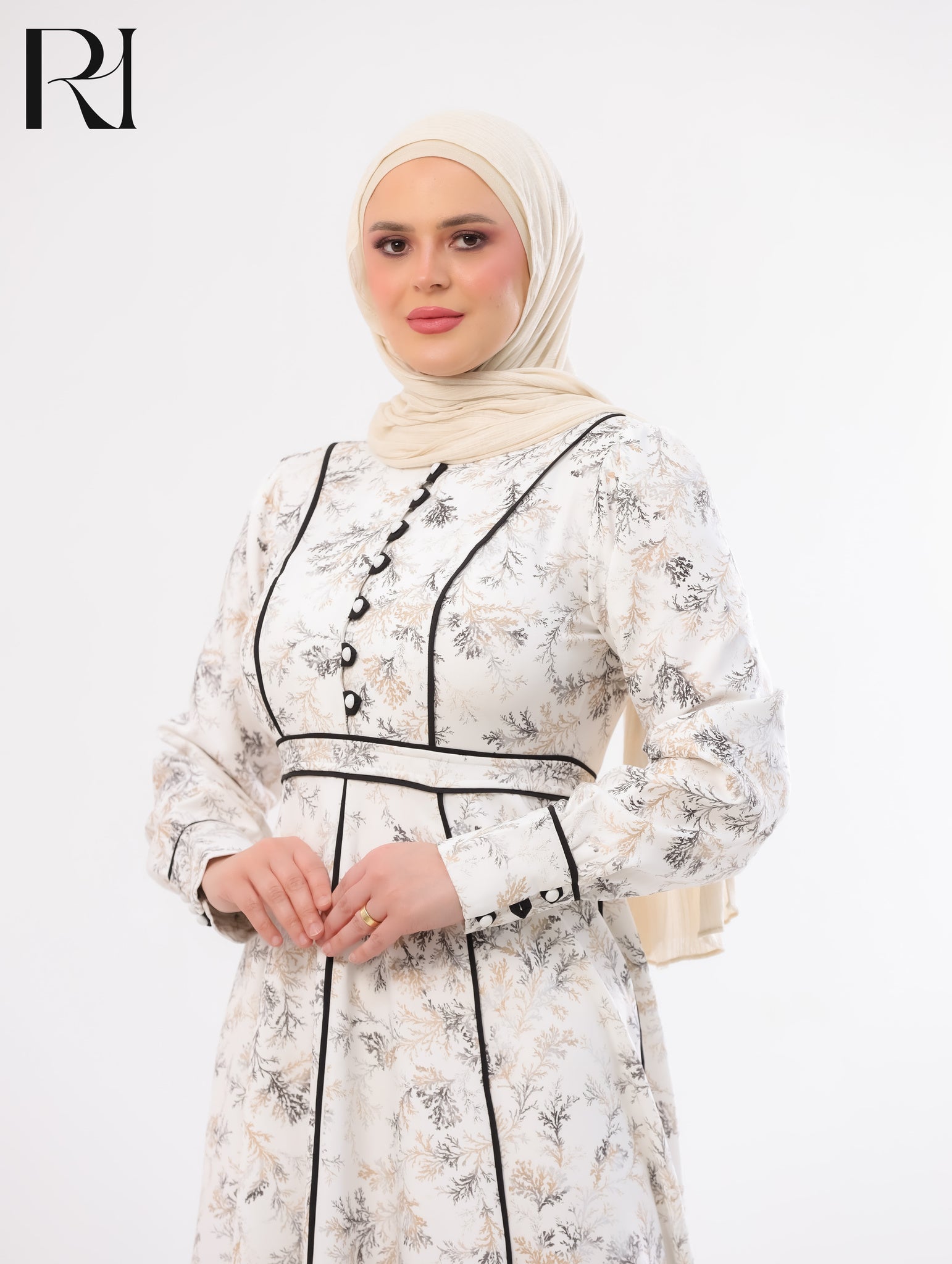Raneem Botanical Soft Crepe Maxi Dress – Ivory