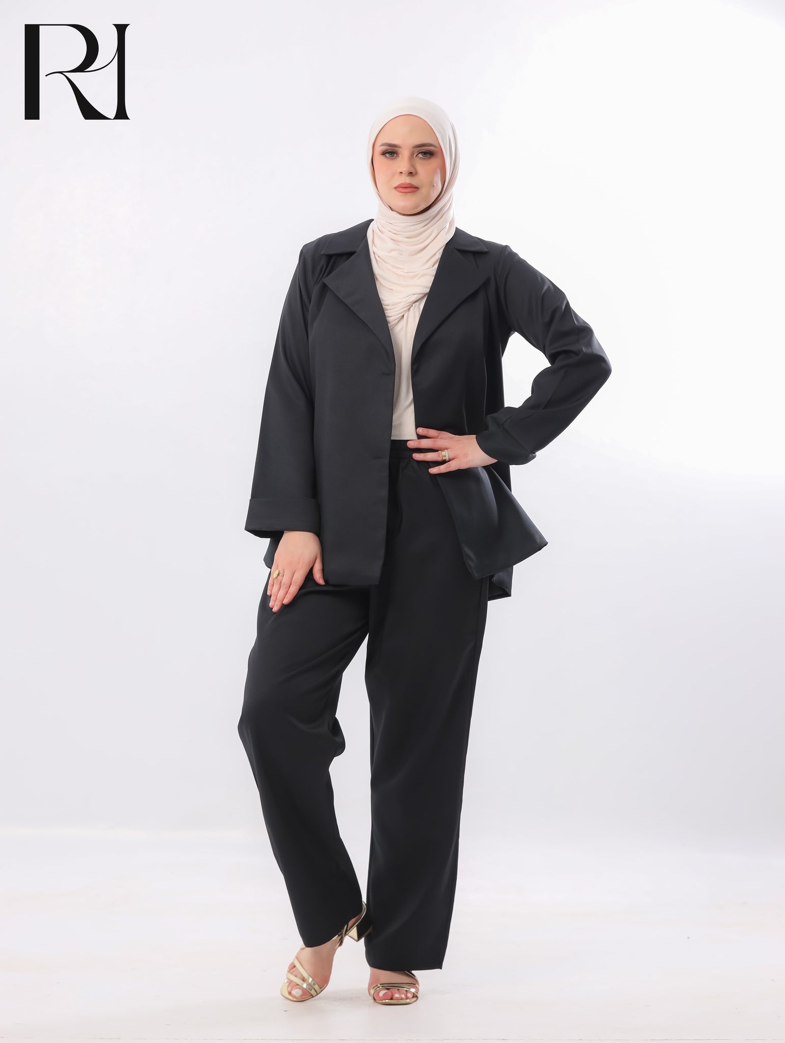 Lana Tailored Two Piece Set – Black