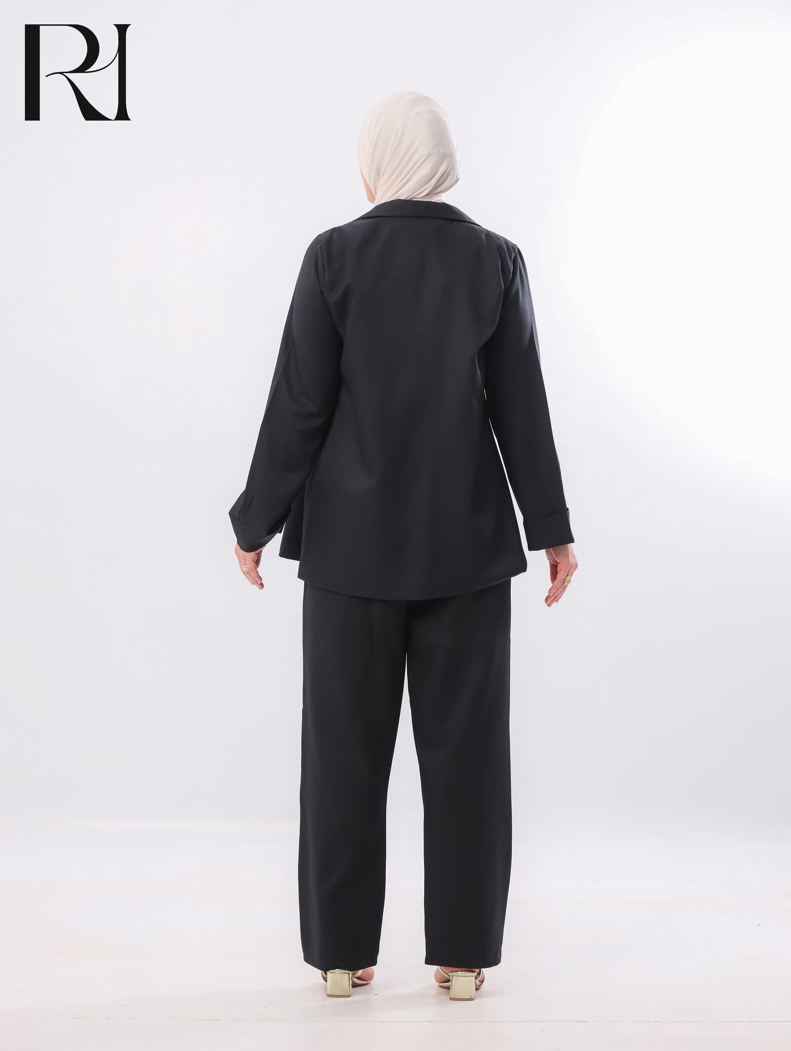 Lana Tailored Two Piece Set – Black