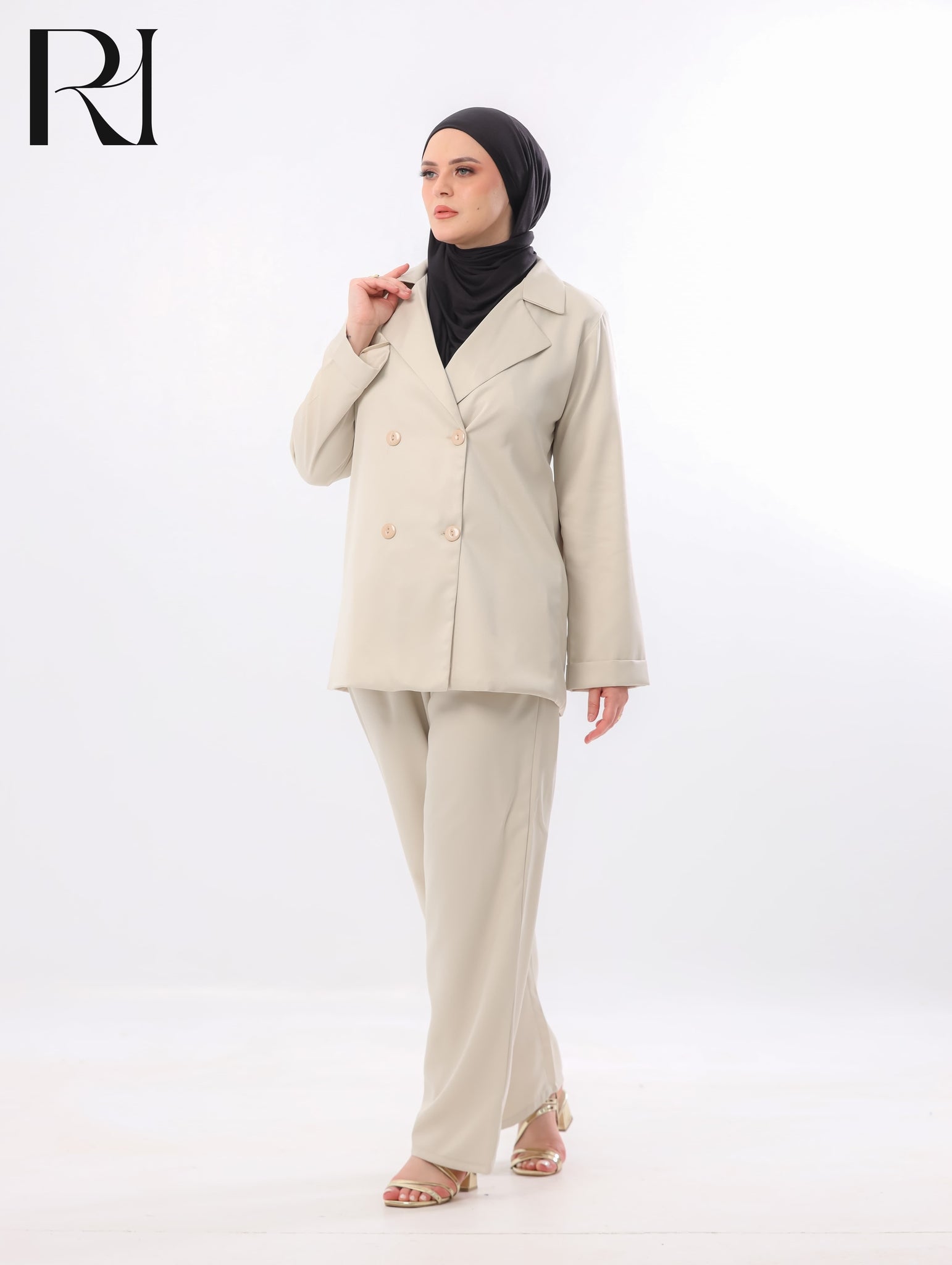 Lana Tailored Two Piece Set – Soft Beige