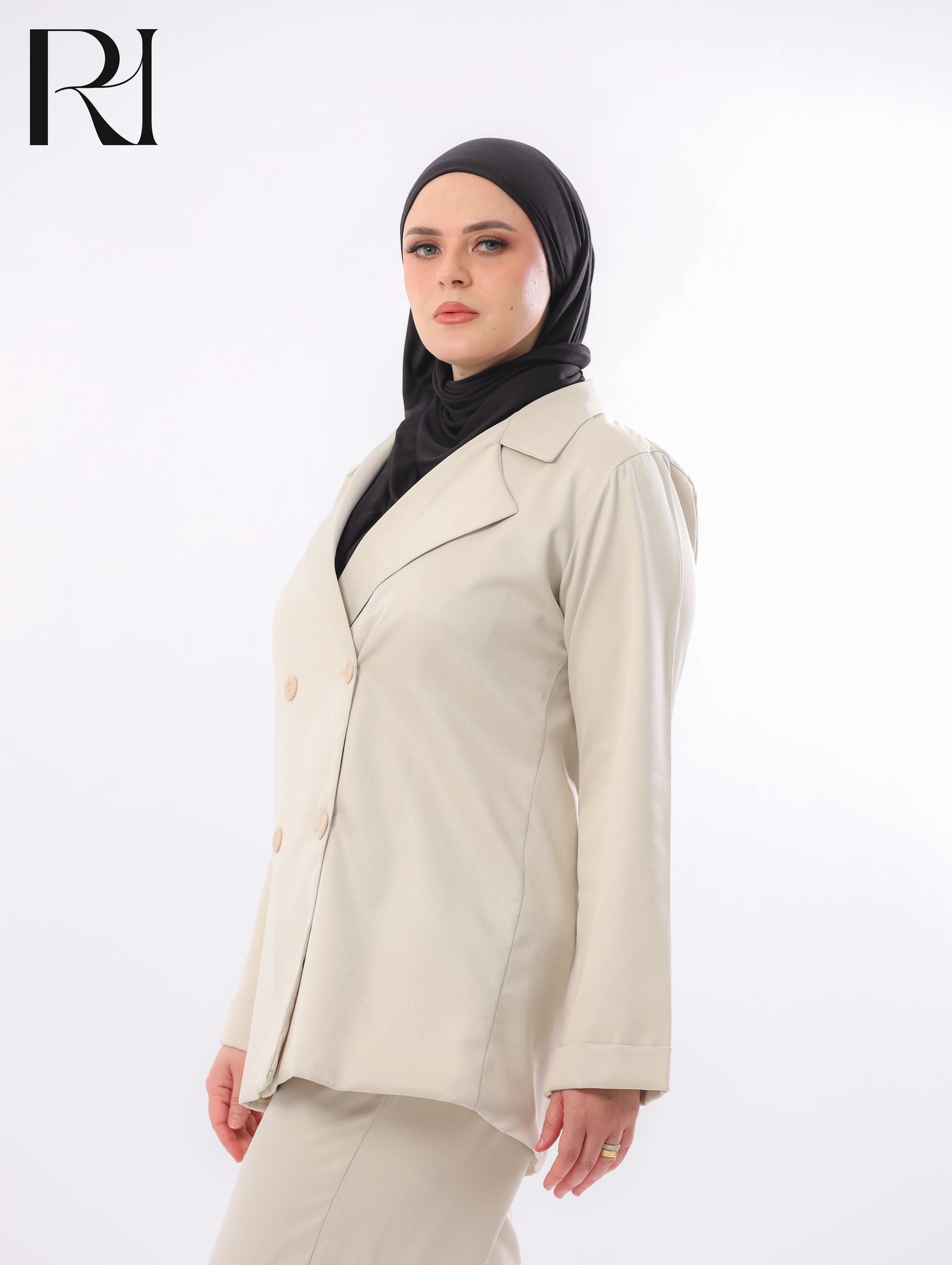 Lana Tailored Two Piece Set – Soft Beige