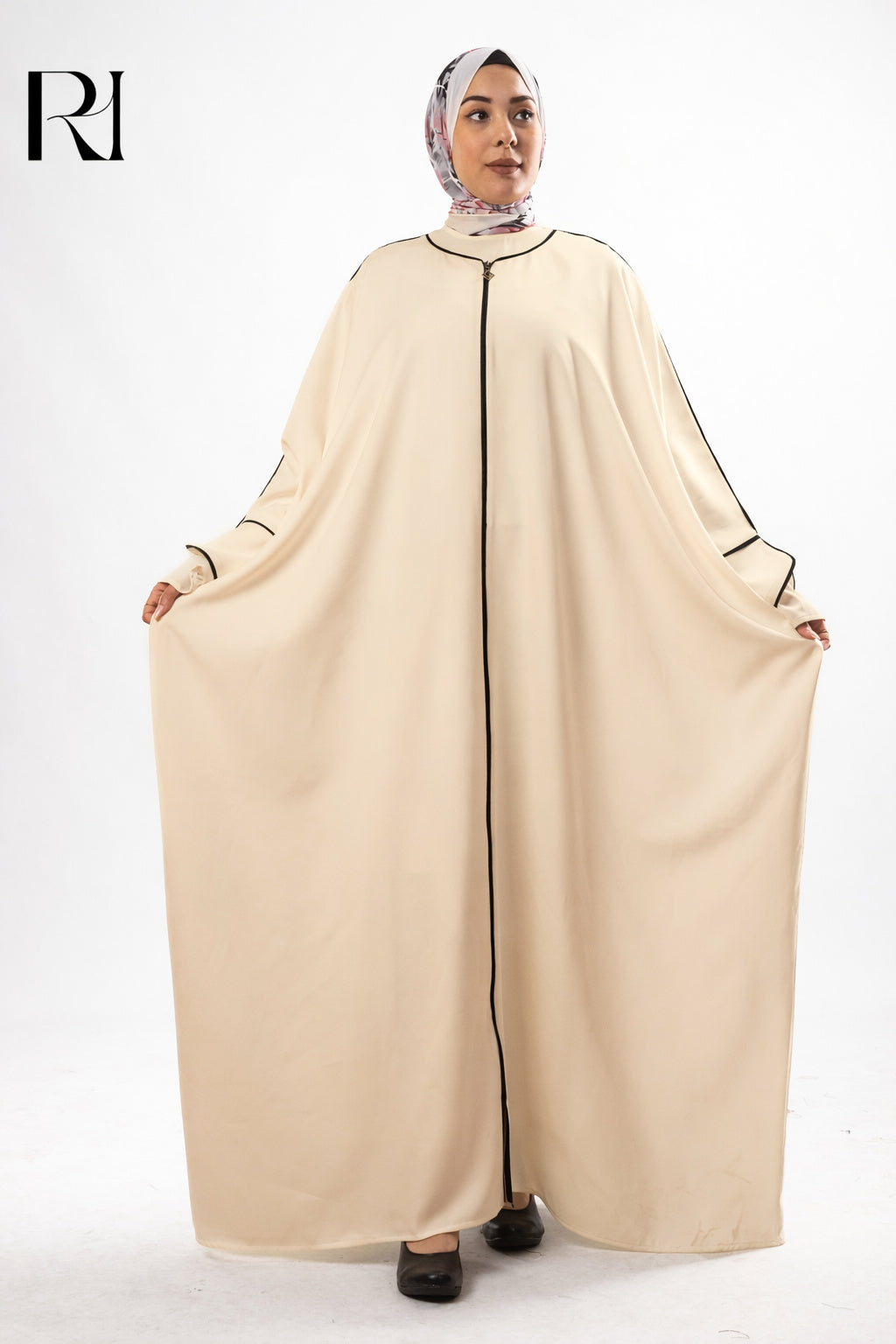 Layal Noir Soft Crepe Abaya - Off White