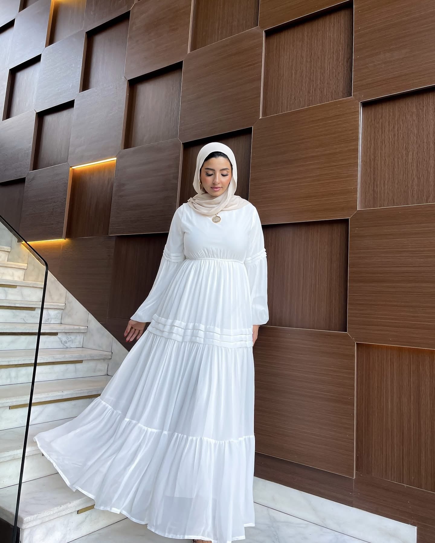 Amal Classic Long Sleeve Chiffon White Dress - Ruehaya