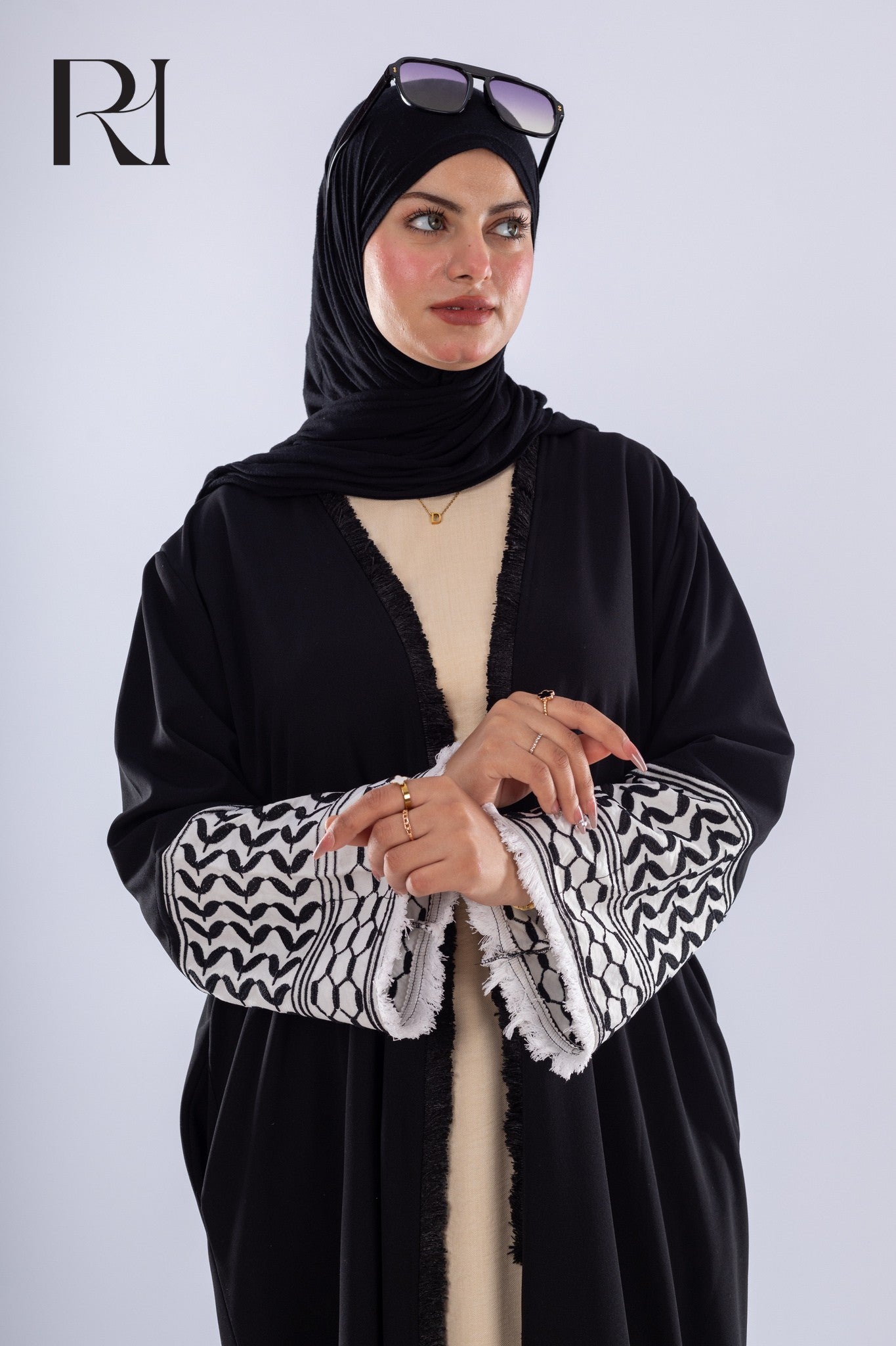 Black Keffiyeh Inspired Abaya Elegant Modest Wear - Ruehaya