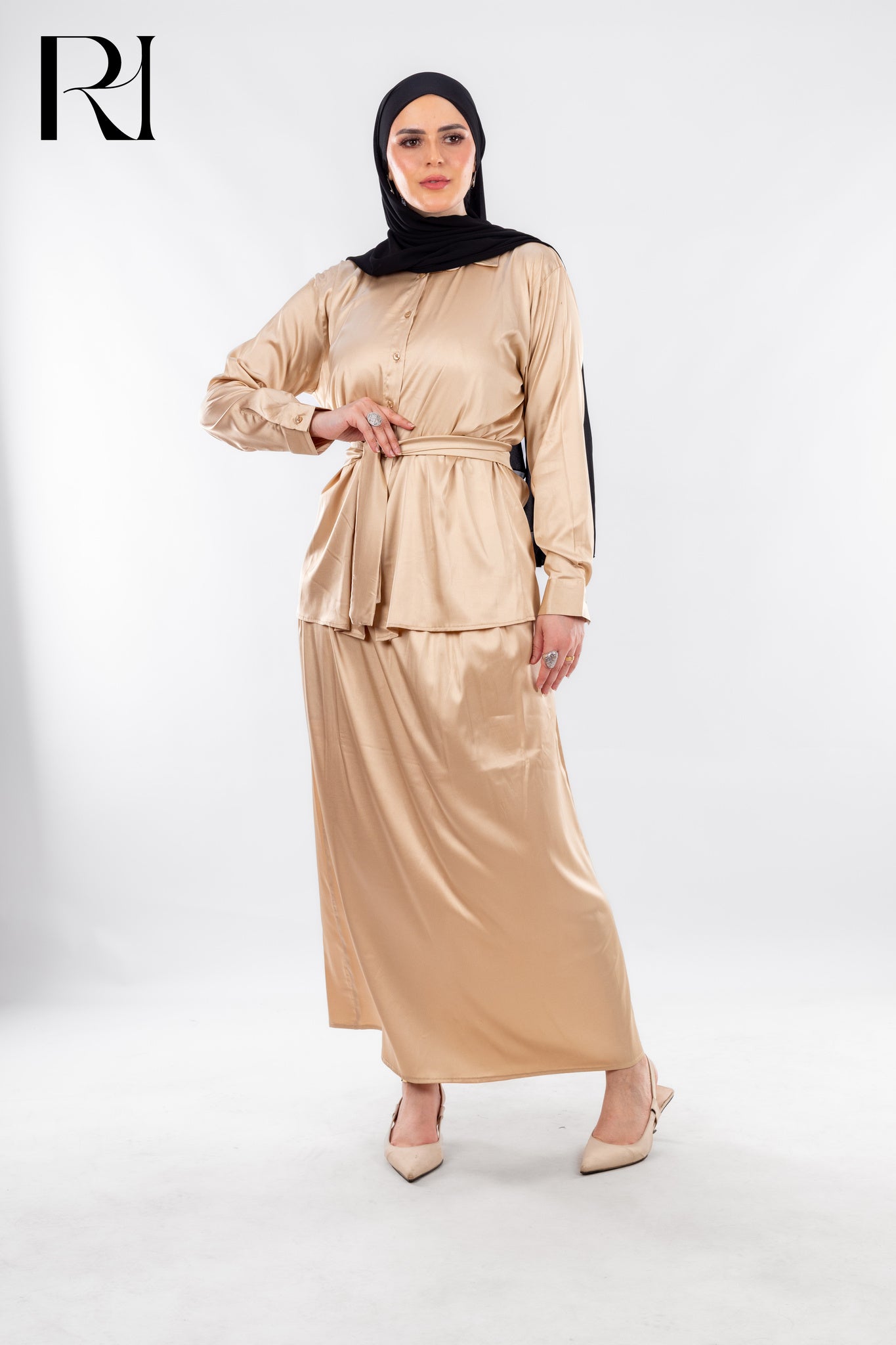 Desert Gold, Effortless Radiance - Ruehaya