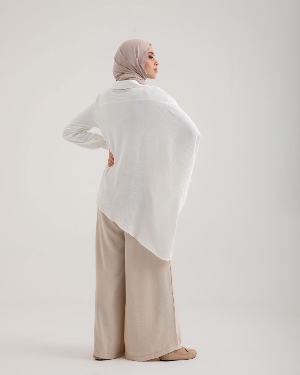 Layal Ivory Flow Asymmetrical Shirt with Wide Leg Trousers Set - Ruehaya