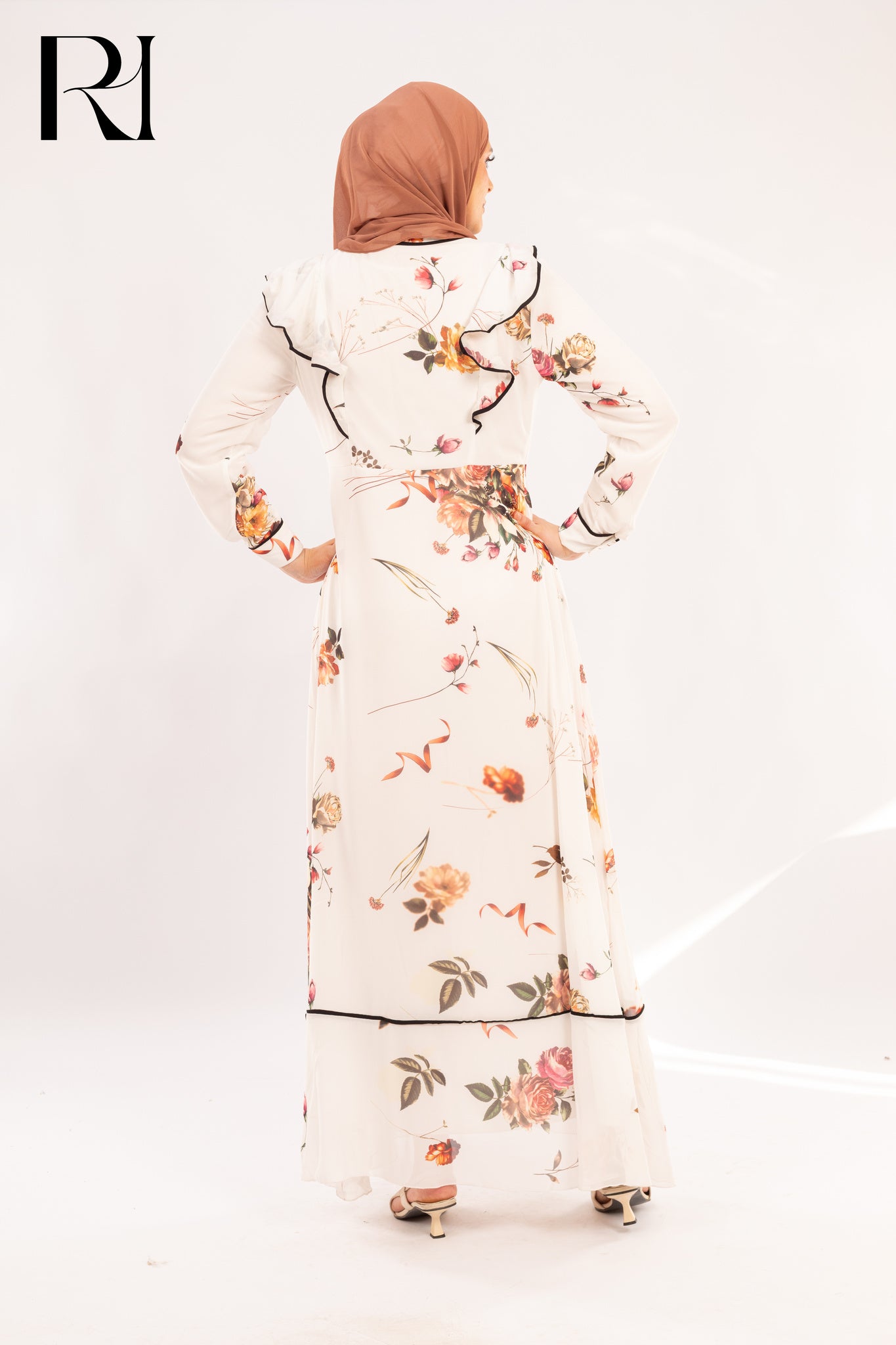 Layana Rose Print Ruffle & Piped Maxi Dress - Ruehaya