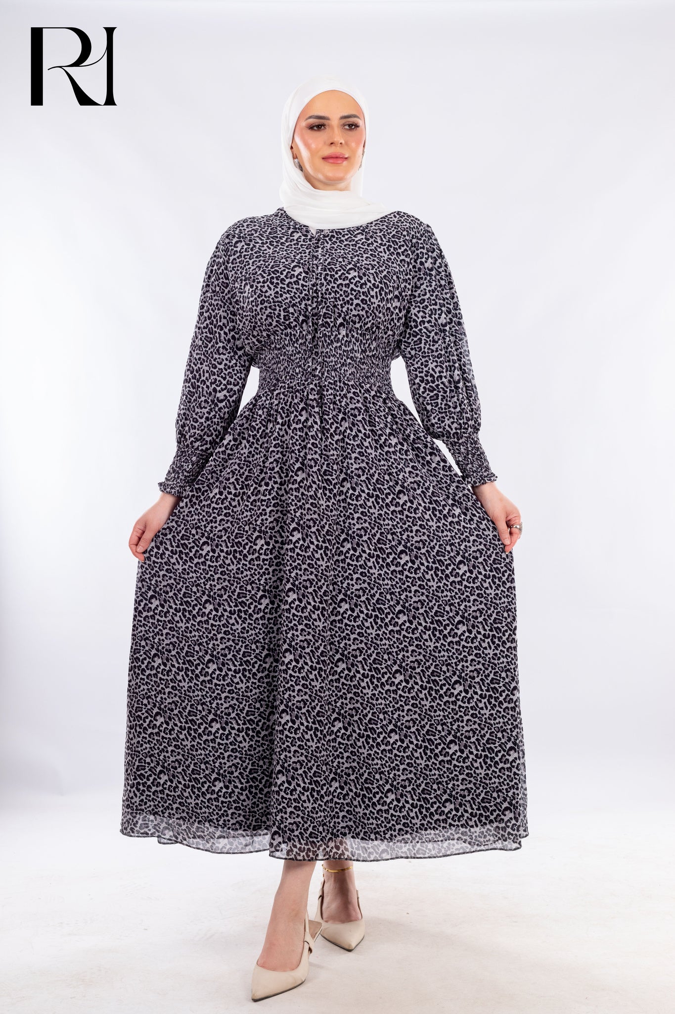 Leopard Print Maxi with Effortless Attitude - Ruehaya