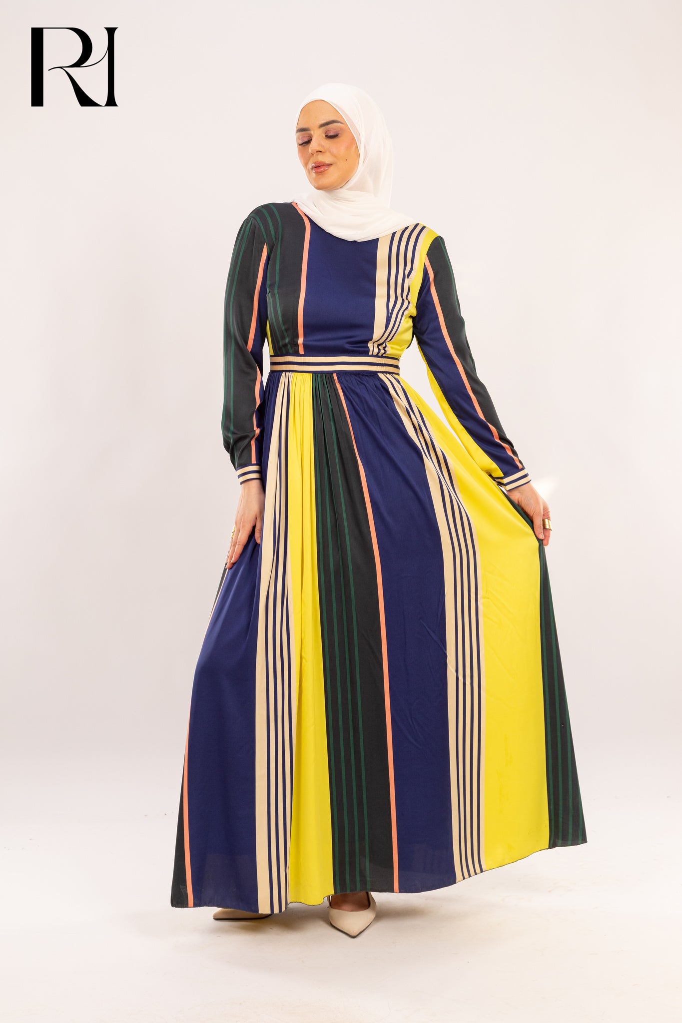 Modest Maxi Dress with Confidence in Every Line - Ruehaya