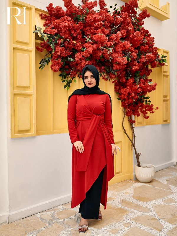 Red Asymmetrical Tunic with Black Pants Red / US 4