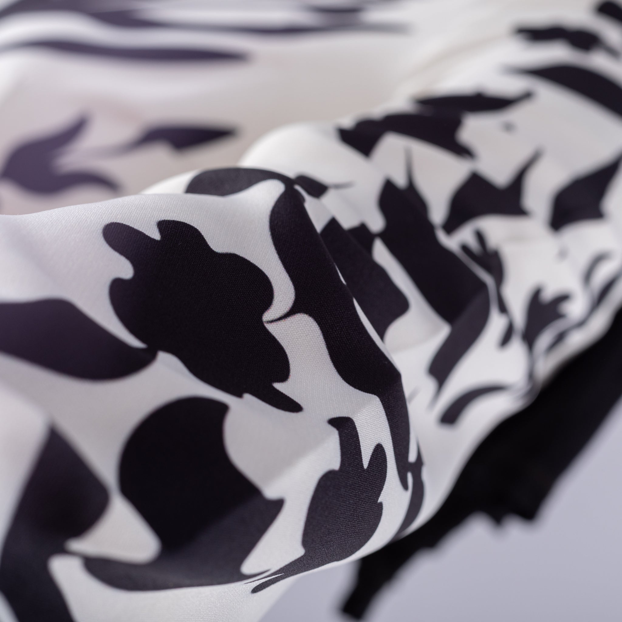 Samar Black & White Floral Modesty Dress - Ruehaya