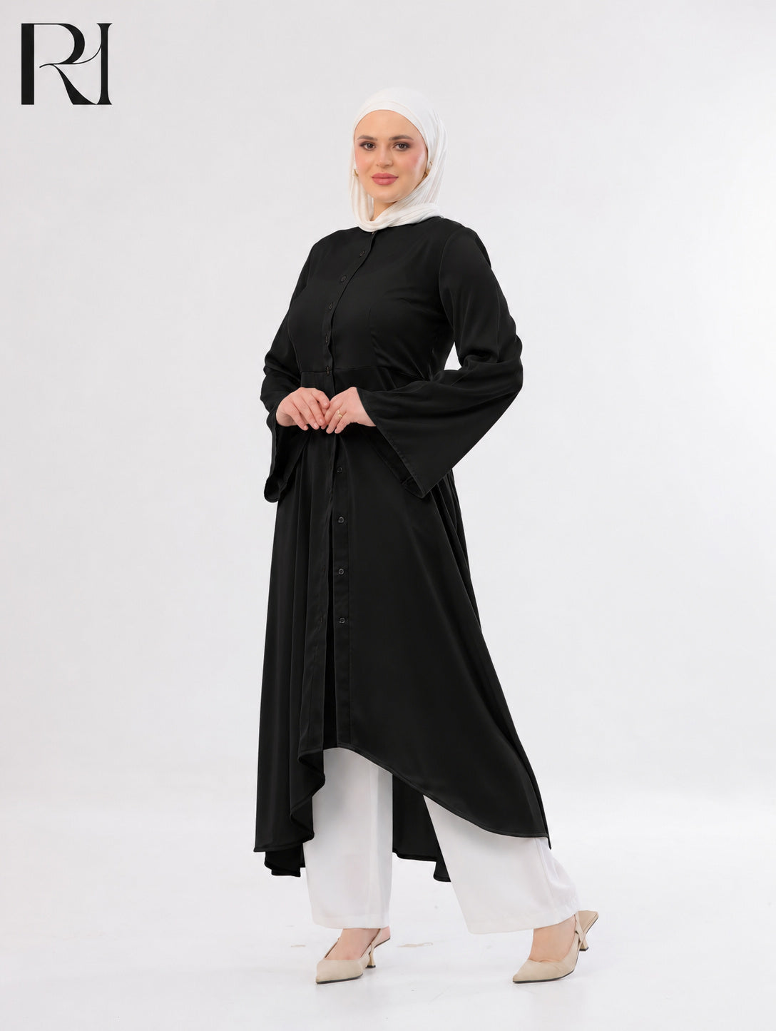 Rahaf Soft Lightweight Silk Two-Piece Set – Black & White