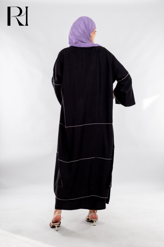 Urban Frame Abaya Elegance in Minimal Lines - Ruehaya