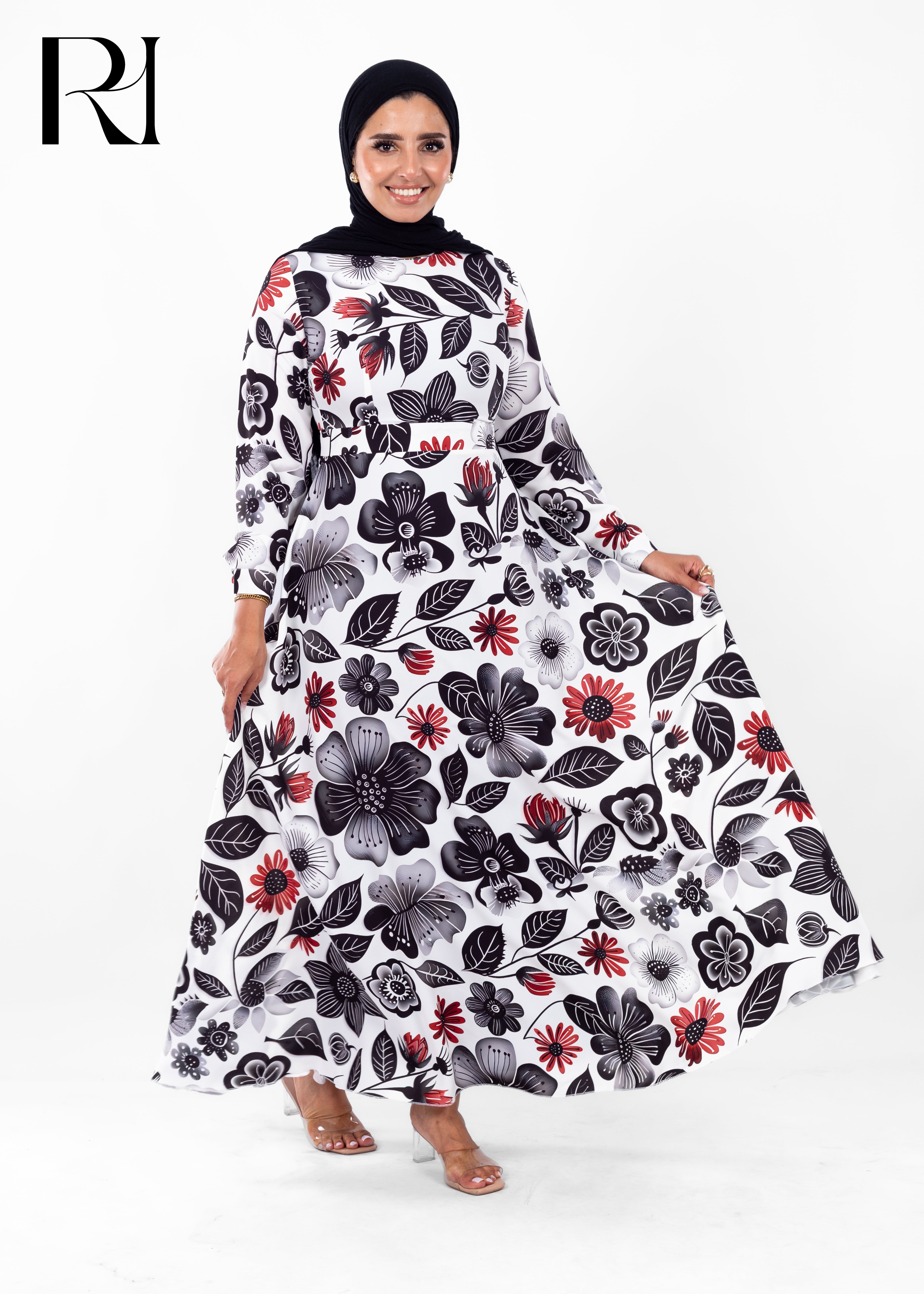 Mahira Floral Satin Touch Maxi Dress – Crisp White Floral