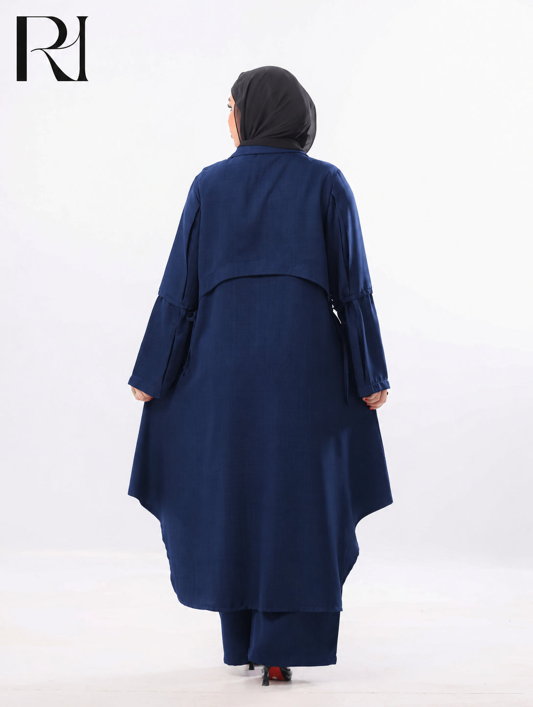 Reem Tailored Linen-Blend Two Piece Set – Navy