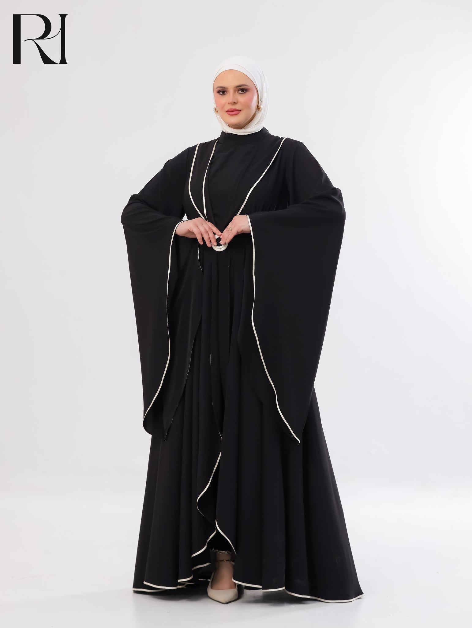 Aseel Grace Lightweight Silk Abaya Set – Black