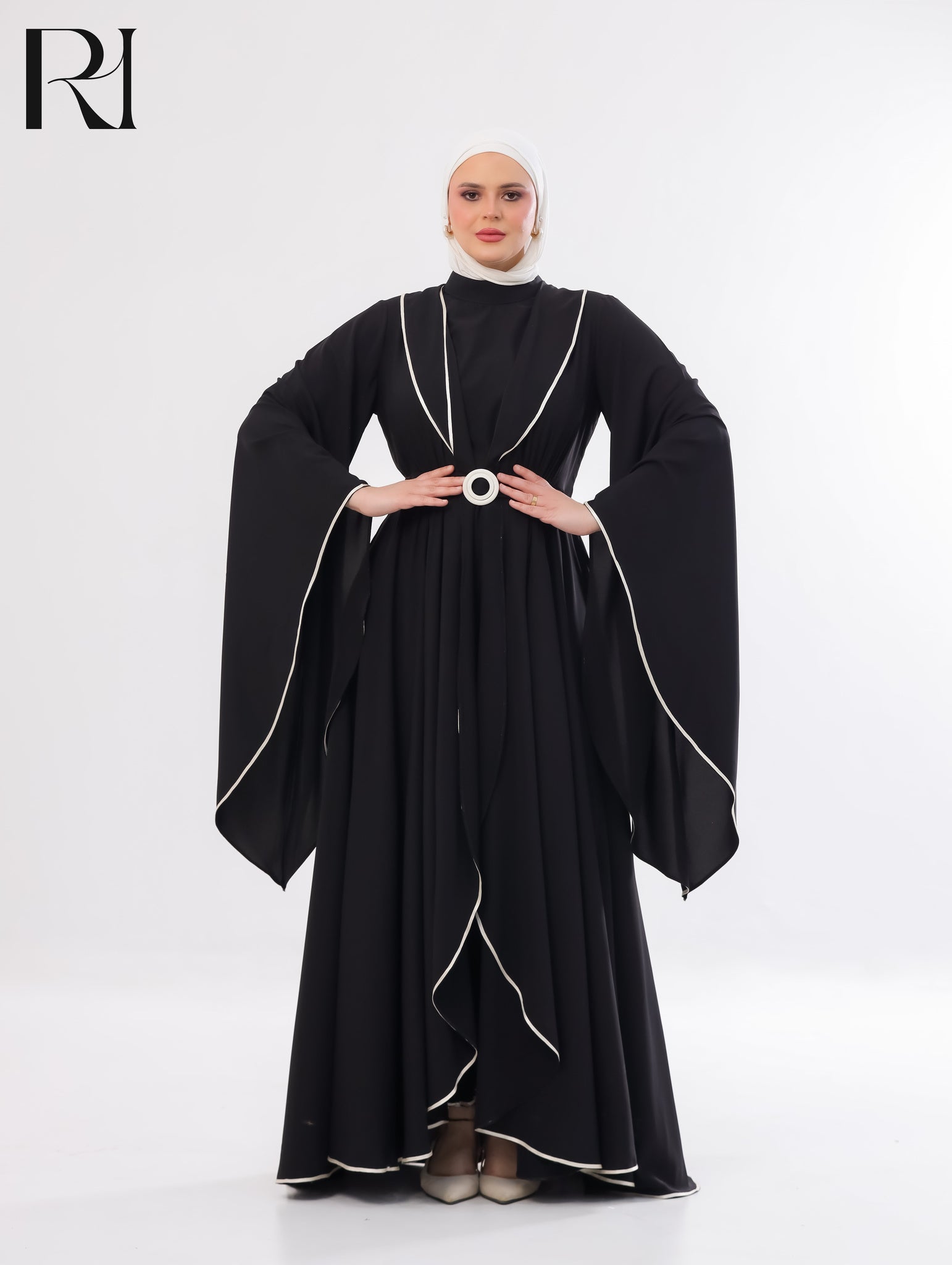 Aseel Grace Lightweight Silk Abaya Set – Black