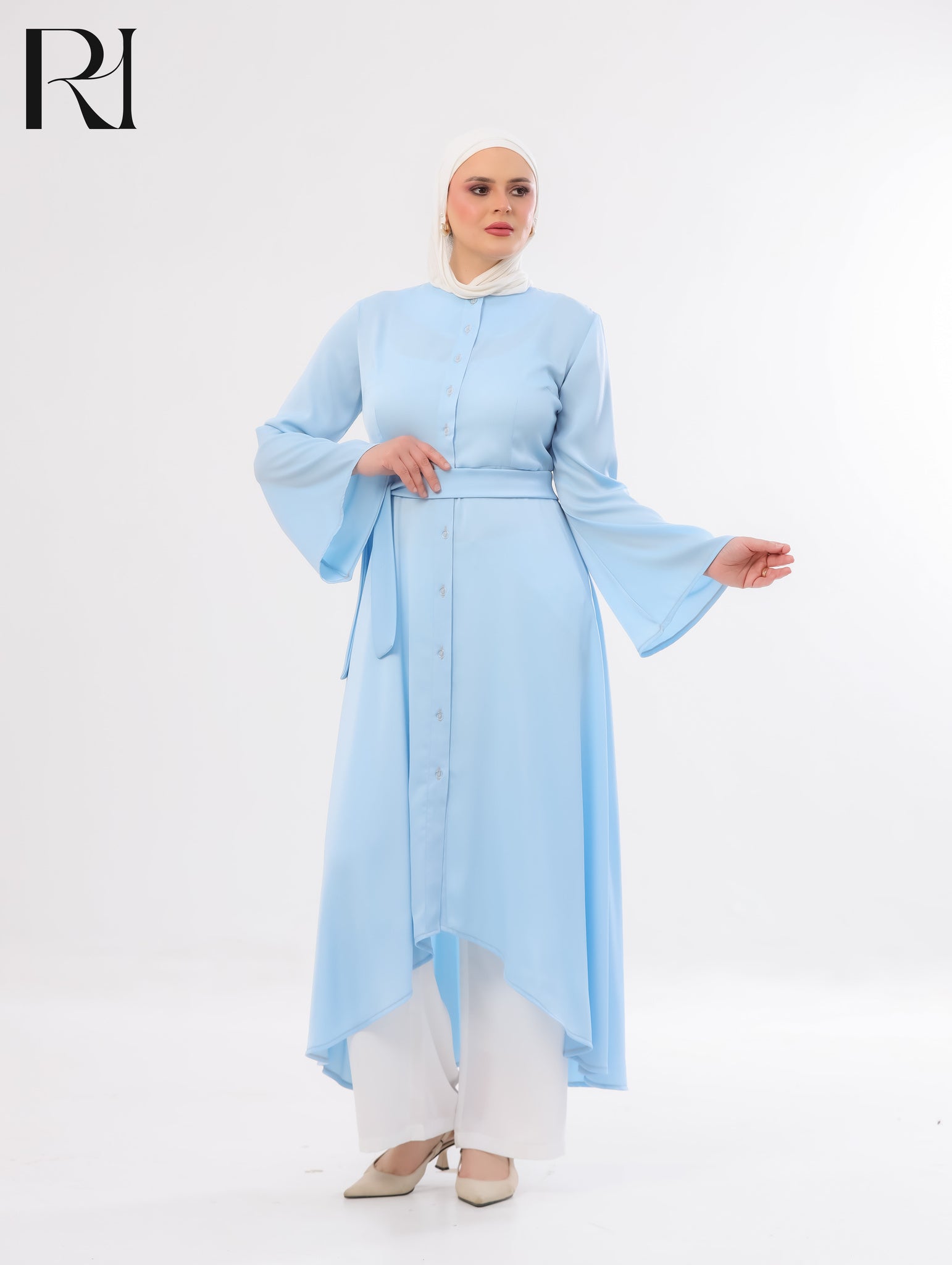 Rahaf Soft Lightweight Silk Two-Piece Set – Sky Blue & White