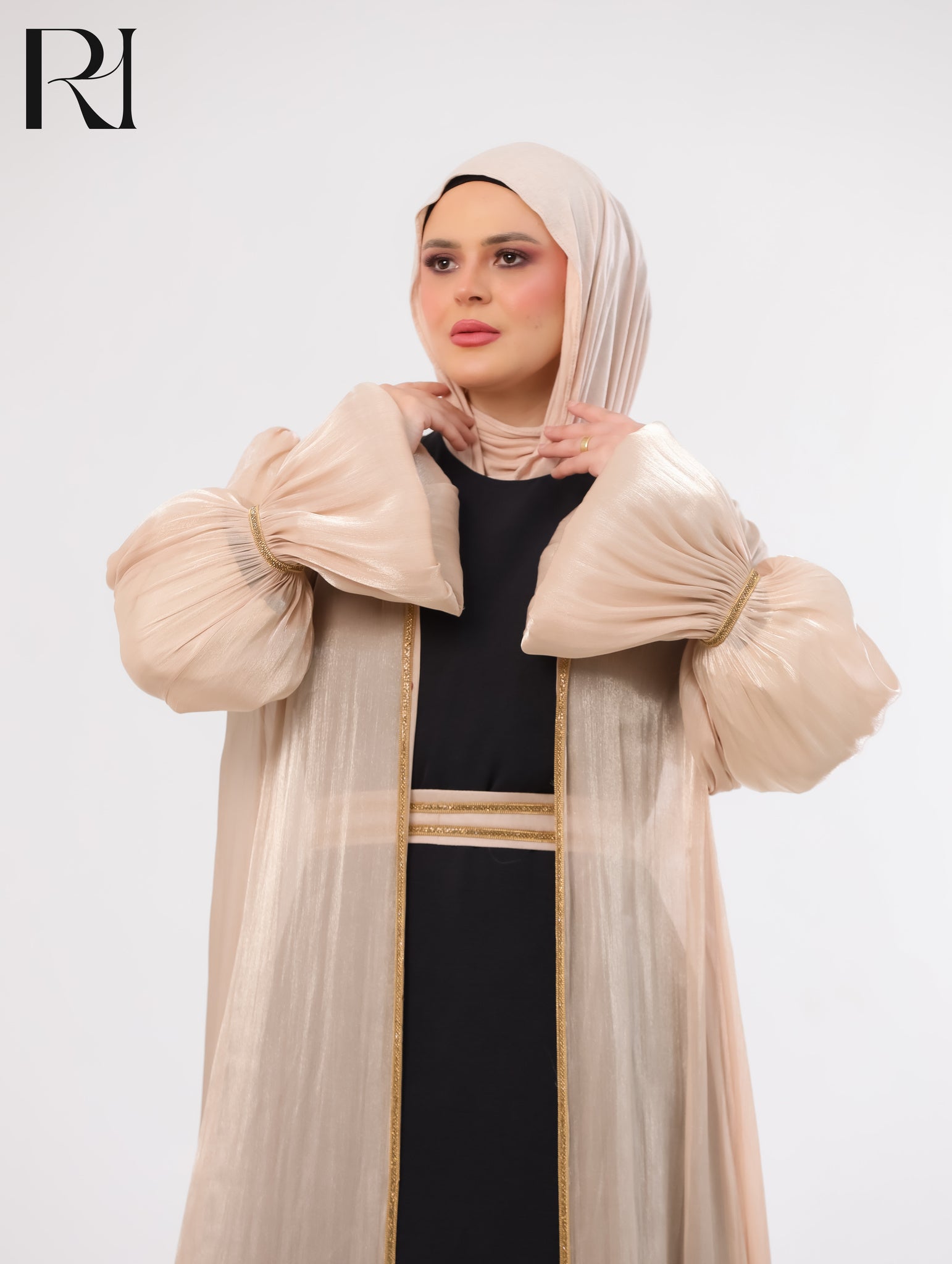 Majda Sheer Organza Abaya Set – Beige & Black