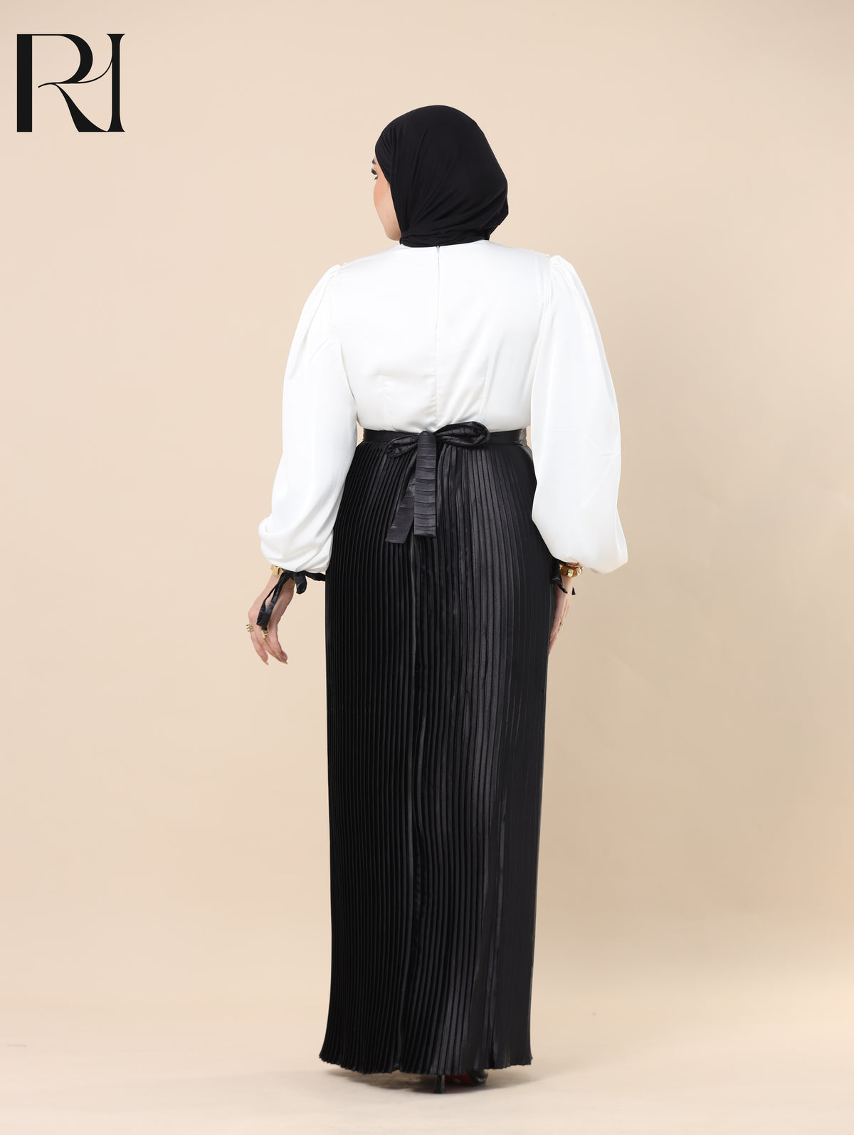 SALMA MONOCHROME SATIN PLEATED MAXI DRESS - IVORY & BLACK