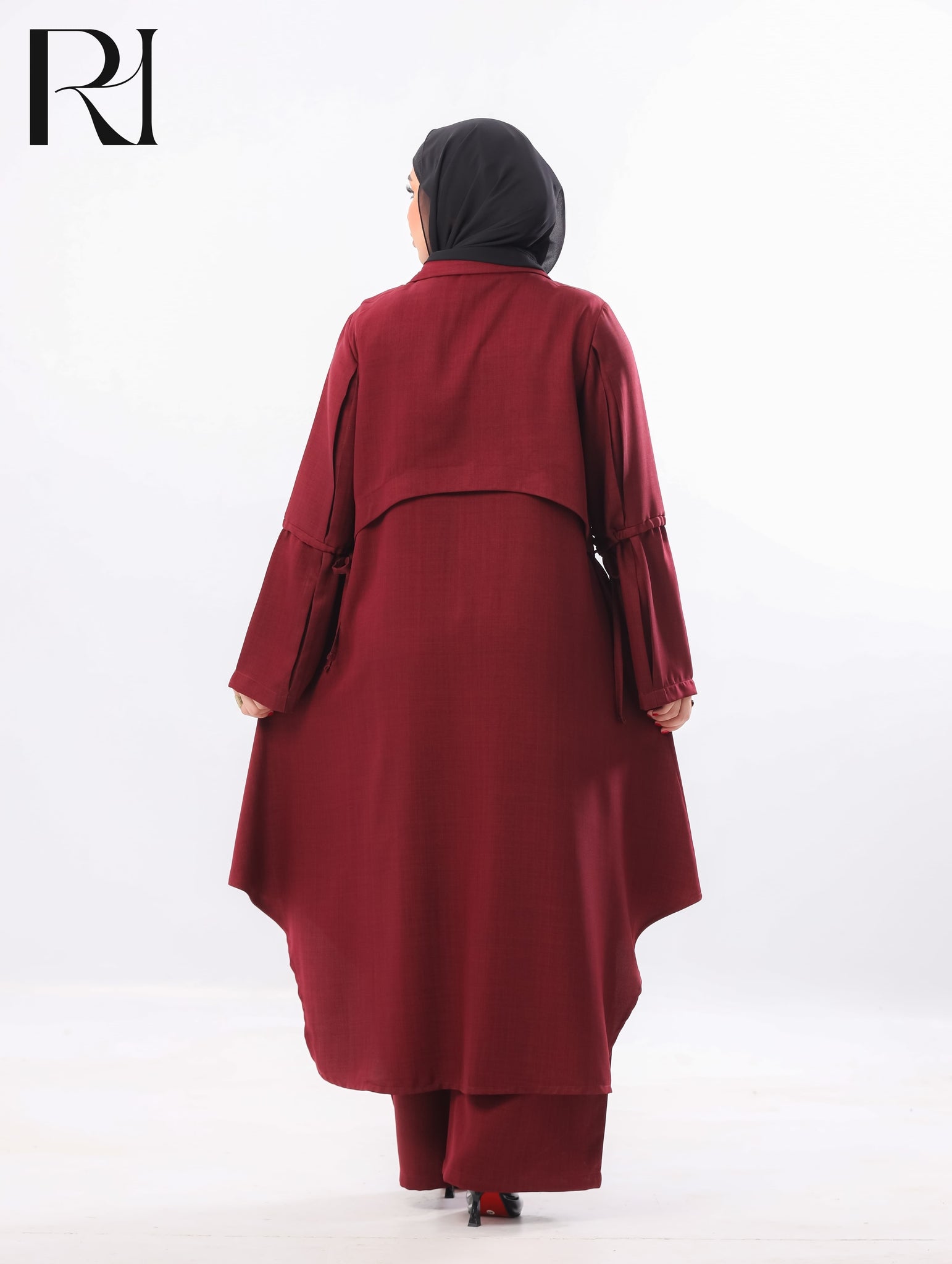 Reem Tailored Linen-Blend Two Piece Set – Burgundy