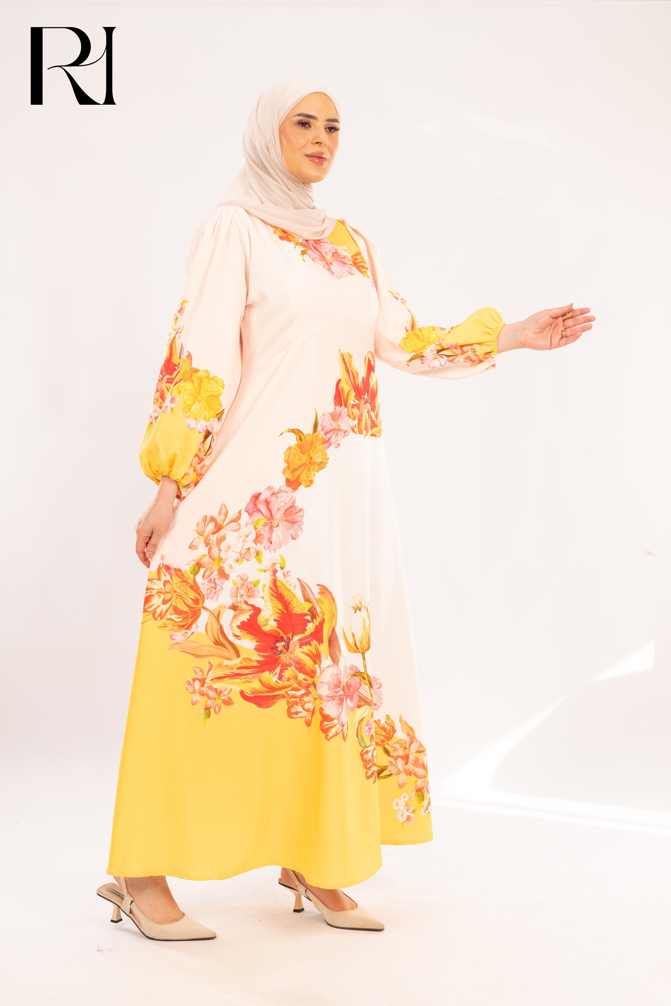 Aria Sunshine Yellow Tulip Print Maxi Dress - Ruehaya