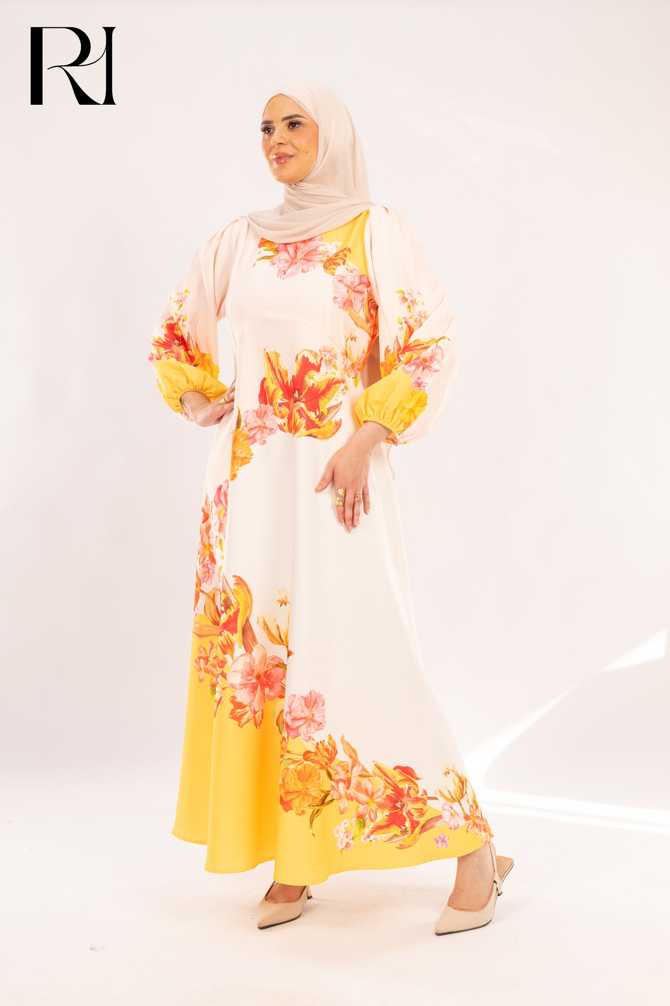 Aria Sunshine Yellow Tulip Print Maxi Dress - Ruehaya
