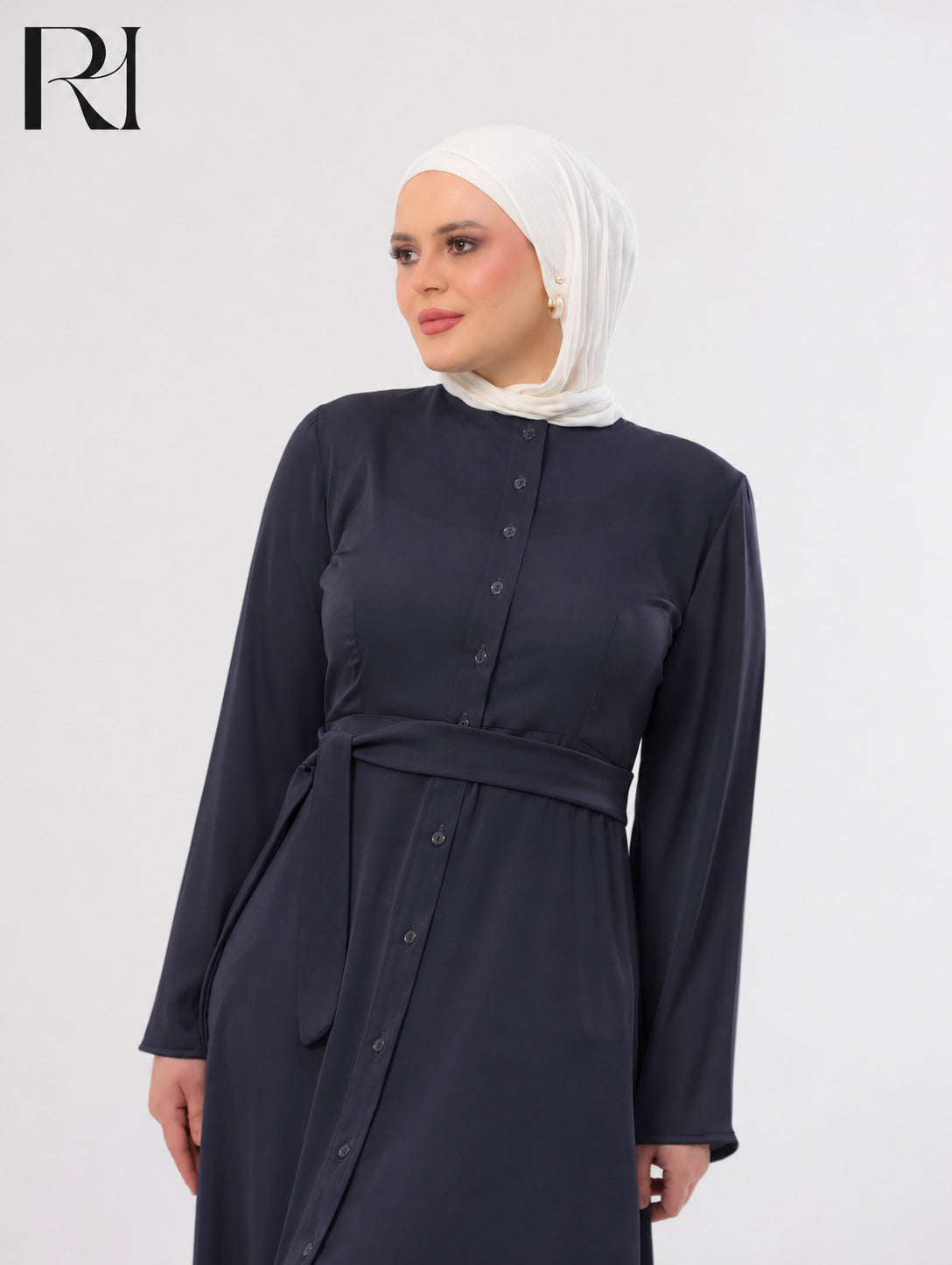 Rahaf Soft Lightweight Silk Two-Piece Set – Navy & White