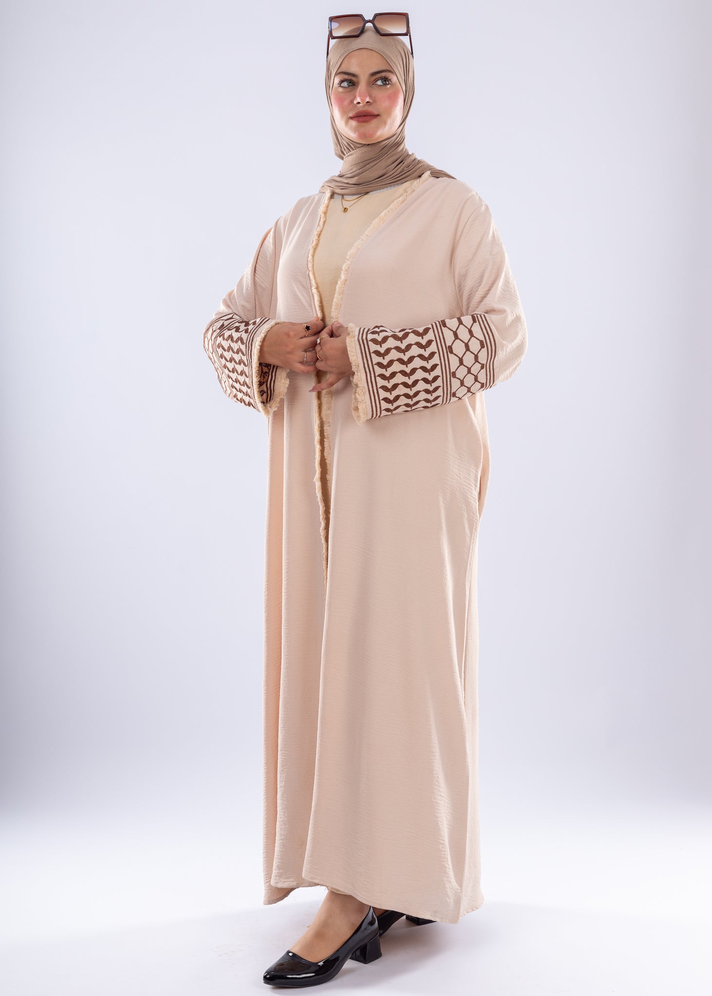 Elegant Beige Keffiyeh Inspired Abaya Modest Fashion - Ruehaya