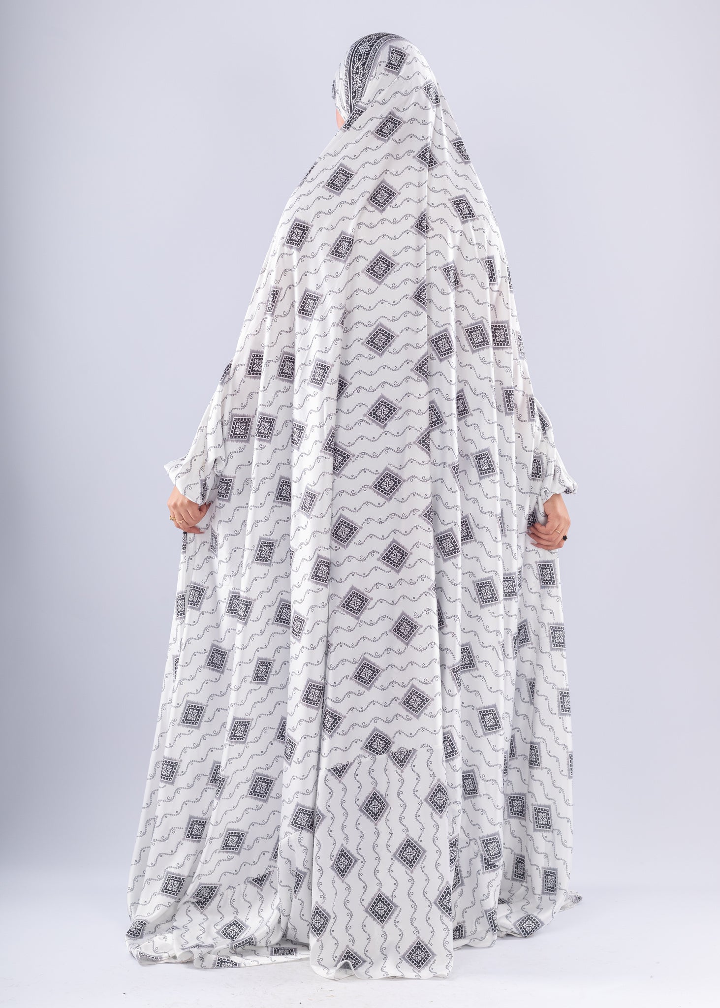 Noor Islamic Blended Satin Prayer Gown