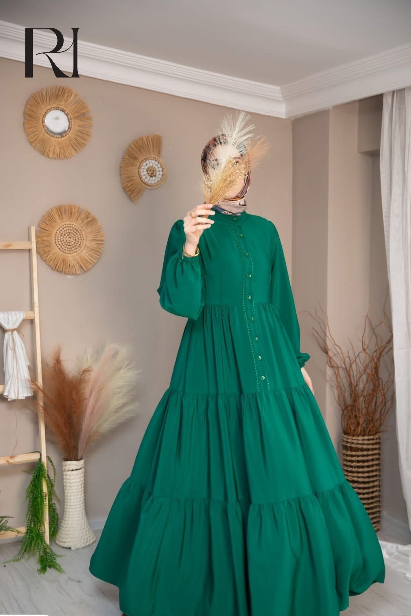 Emerald Tiered Maxi Dress Flowing Elegance for Every Occasion - Ruehaya