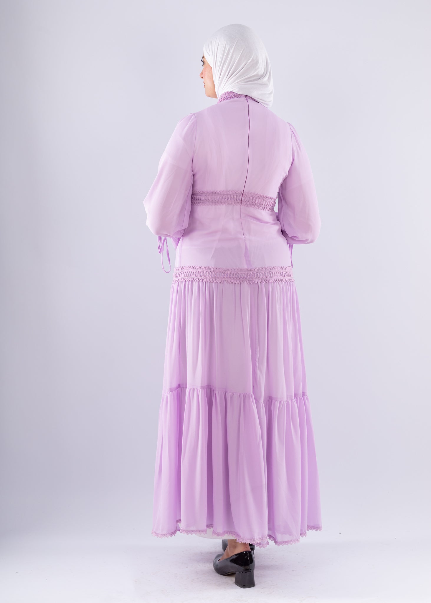 Flowing Mauve Maxi Dress with Lace Cuffs - Ruehaya