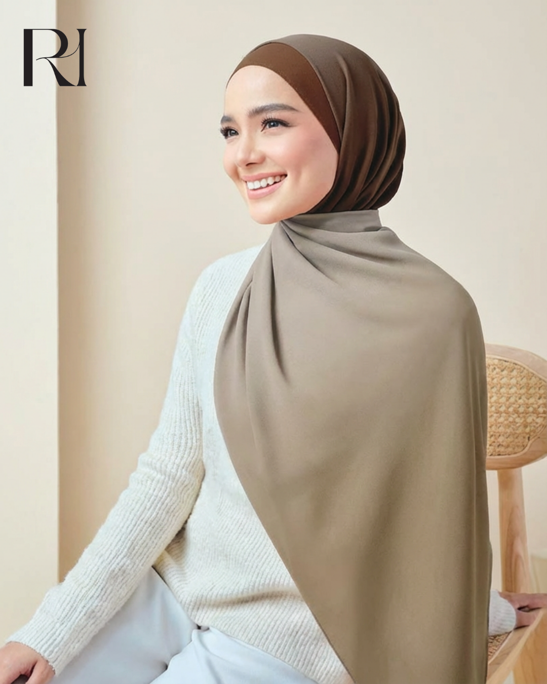 Gradient brown Chiffon Crepe Hijab by Ruehaya - Ruehaya