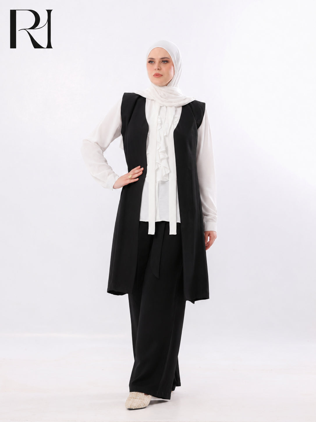 Mira Two-Piece Modest Set – Black