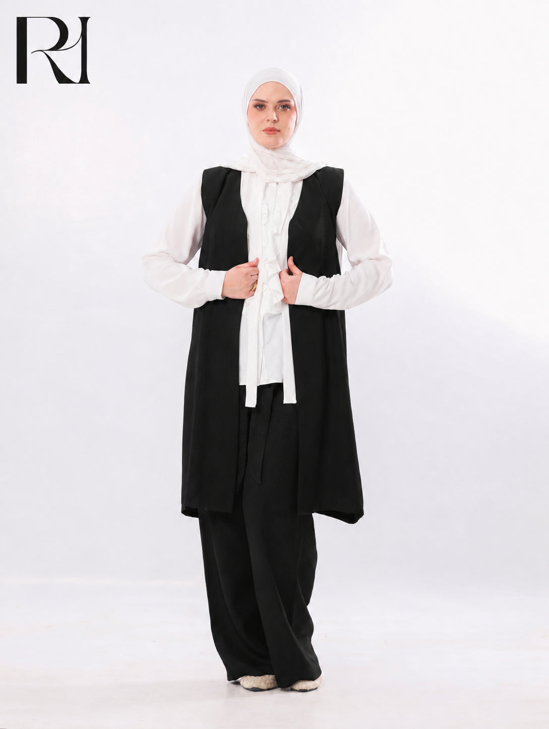 Mira Two-Piece Modest Set – Black