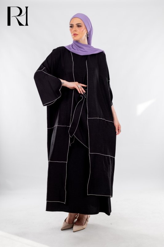 Urban Frame Abaya Elegance in Minimal Lines - Ruehaya
